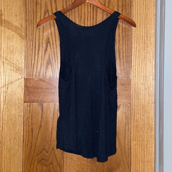 Mudd Black Flowy Tank Top - Picture 2 of 3